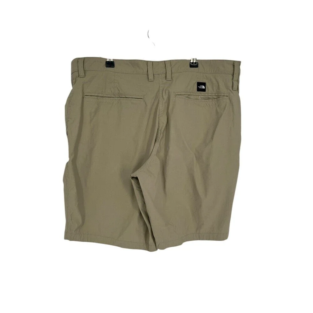 The North Face Shorts Men's Size 36 Beige